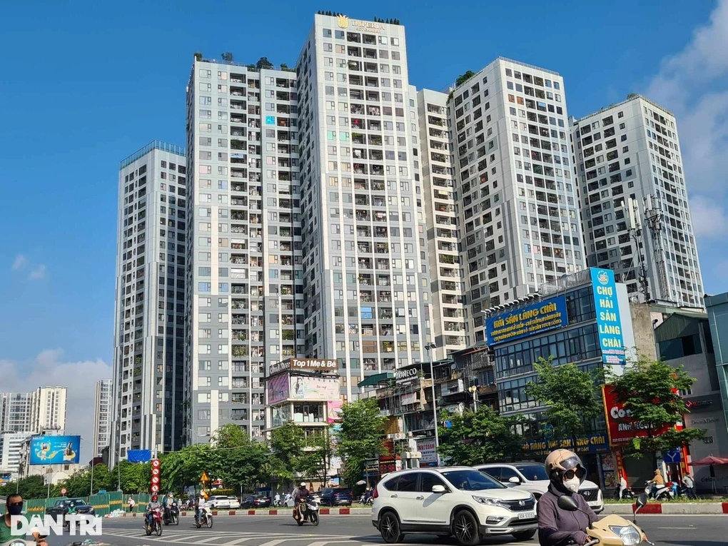 Giao dịch chững nhưng giá rao bán chung cư Hà Nội vẫn tăng như